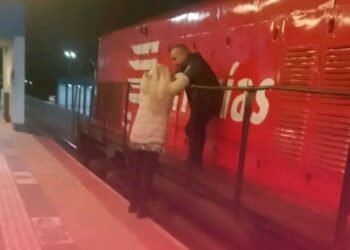 VILLA ADELINA : AMOR EN EL BELGRANO NORTE .