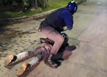 HAEDO : DOS MENORES FUERON DETENIDOS DESPUES DE UNA PERSECUCION .