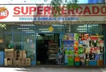 MERLO : ROBARON UN COMERCIO Y GOLPEROAN AL COMERCIANTE .