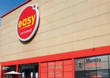 Cierra el Easy de Caseros: incertidumbre por el destino del predio y críticas a la gestión local.