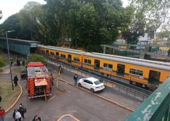Incidentes en la Línea Urquiza: La falta de inversión pone en alerta a los usuarios.