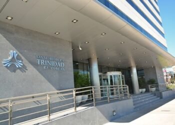 Una niña de 12 años fue herida por una bala perdida durante los festejos de Navidad en Ramos Mejía.