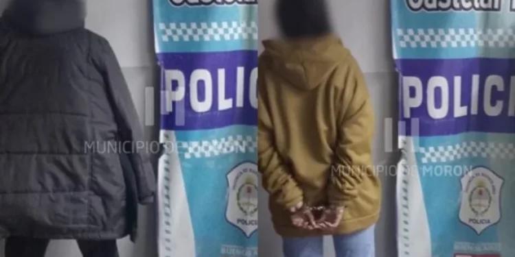 Robaron una vivienda en Castelar y fueron detenidos.