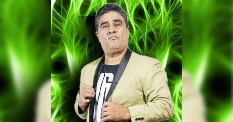 EL CHELO DE GRUPO GREEN ACUSADO DE ABUSO SEXUAL .