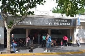 MERLO : TRABAJADORES DEL HOSPITAL EVA PERON RECLAMAN MEJORAS SALARIALES .