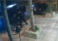 LA TABLADA : LE QUISIERON ROBAR JUNTO A SU FAMILIA PERO ERA SUBCOMISARIO Y TERMINÓ ABATIENDO A LOS DOS DELINCUENTES.