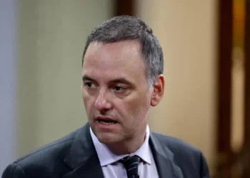 La declaración jurada presentada por Manuel Adorni volvió a encender el debate político.
