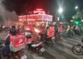 DELIVERYS CORTAN AVENIDAS EN ITUZAINGÓ: «NO GANAMOS 10 MIL PESOS AL DÍA Y NOS ROBAN .