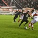 EL GALLO GANO EL CLASICO Y QUEDO PUNTERO DE SU ZONA .