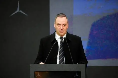 La Justicia investiga consumos por $139 millones con tarjetas de crédito durante la gestión de un ex jefe de Gabinete.