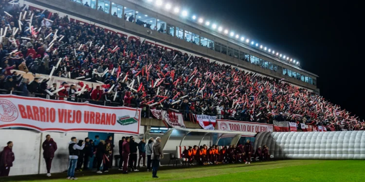 Morón y Ferro jugarán con público visitante en el Francisco Urbano.