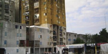 TRES DE FEBRERO :ASESINARON A UN POLICIA DE LA BONAERENSE.