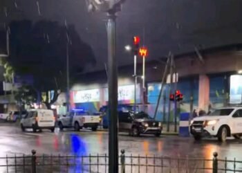 Burzaco: un colectivero se entregó tras descubrir que había atropellado y matado a un hombre.