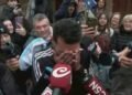 Lionel Scaloni regresó a Pujato y fue recibido por una multitud tras el Mundial.