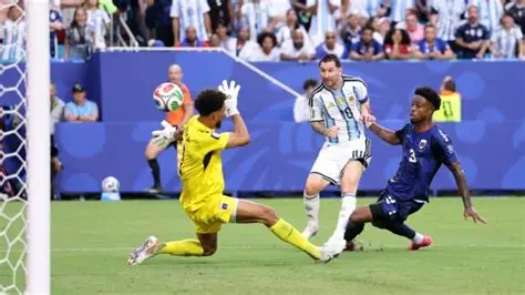 GANO ARGENTINA A CABO VERDE Y PASO A OCTAVOS DE FINAL