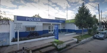 LA MATANZA  Una oficial de la Policía de la Ciudad murió el pasado  sábado tras sufrir un disparo con su arma reglamentaria en la puerta de una comisaría del barrio San Carlos.