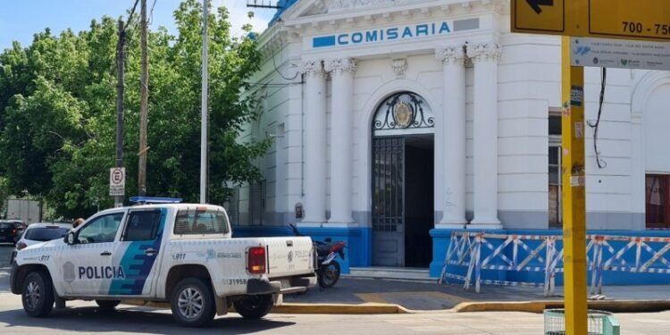 Caos tras los festejos de la Selección: saquearon una heladería en General Rodríguez y se llevaron una caja fuerte.