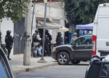 Cuatro delincuentes murieron en distintos intentos de robo a policías en el conurbano bonaerense.