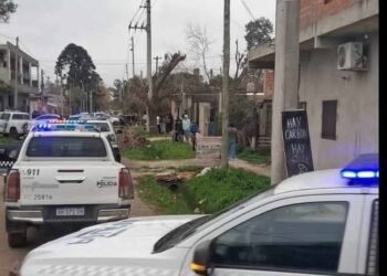 ESCOBAR: Doble muerte en el barrio Philips investigan una presunta disputa personal por una deuda .