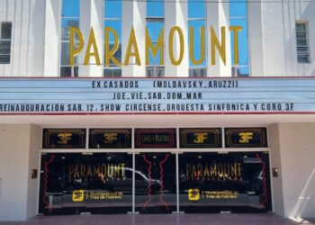 El Cine Teatro Paramount de Caseros vuelve renovado con grandes estrenos