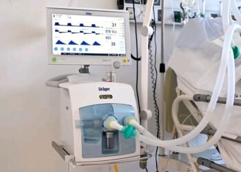 El Hospital Posadas incorporó 22 nuevos respiradores para fortalecer las áreas de cuidados críticos.