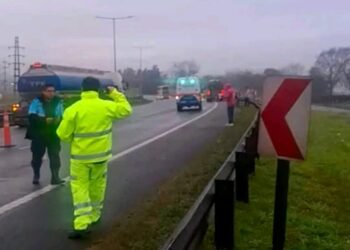 Garin : Murió un subinspector de la Policía Bonaerense tras un accidente en la Panamericana