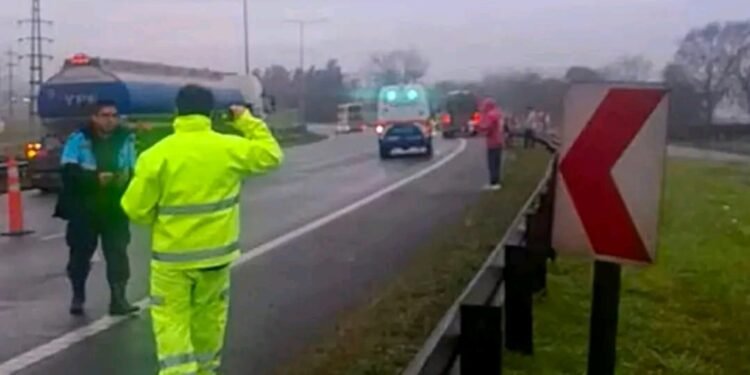 Garin : Murió un subinspector de la Policía Bonaerense tras un accidente en la Panamericana