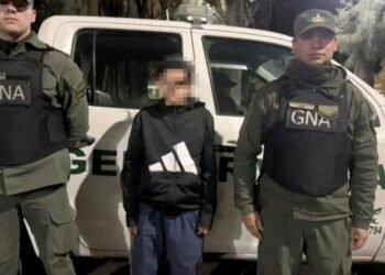 Cayó en El Palomar un chico de 13 años acusado de integrar una banda de roba coches