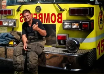 Tragedia en Castelar Sur: mueren un bombero voluntario y un vecino durante un incendio