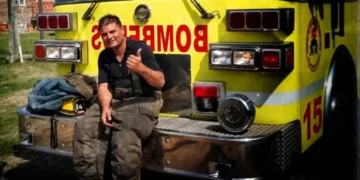 Tragedia en Castelar Sur: mueren un bombero voluntario y un vecino durante un incendio