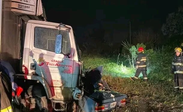 Lujan : Tragedia en la Ruta 192: siete muertos y un joven en grave estado tras un choque durante el temporal