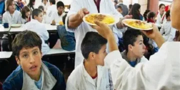 Docentes convocan a un paro para el lunes 3 de agosto en reclamo de mejoras salariales y laborales