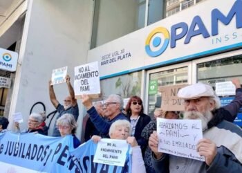 PARO DE SANATORIOS DE PAMI POR 48 HORAS, POR FALTA DE PAGOS .