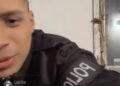 Dos policías fueron vistos haciendo un vivo de TikTok mientras estaban de guardia