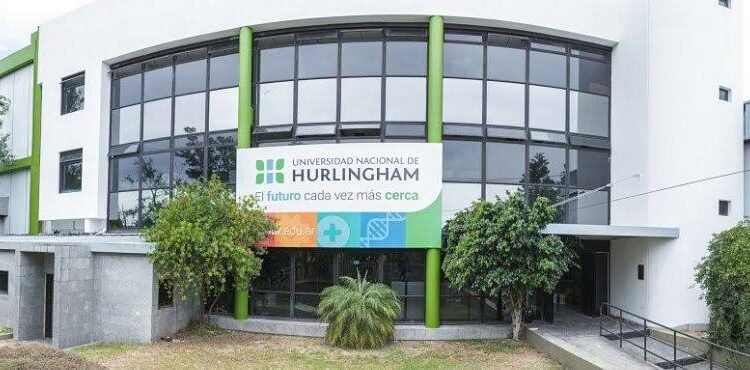 Hurlingham firma convenio con la Unahur.