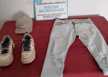 Quilmes : lo asaltaron mientras esperaba el semáforo y terminó herido de un balazo, detuvieron a un sospechoso