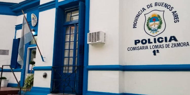 Golpe a una banda de motochorros: cinco detenidos y 11 vehículos secuestrados en Lomas de Zamora